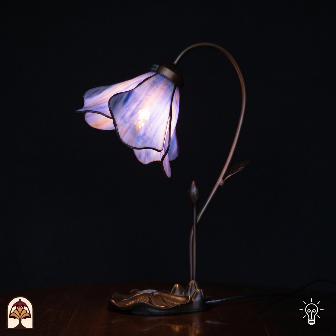 Tiffany tafellamp Lotus Viola ⌀20 cm – productfoto 1
