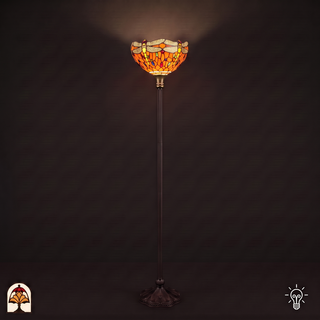 Lampadaire uplighter Tiffany Libellula Tramonto allumé – abat-jour libellules orange, lumière chaude sur le mur, 178 cm