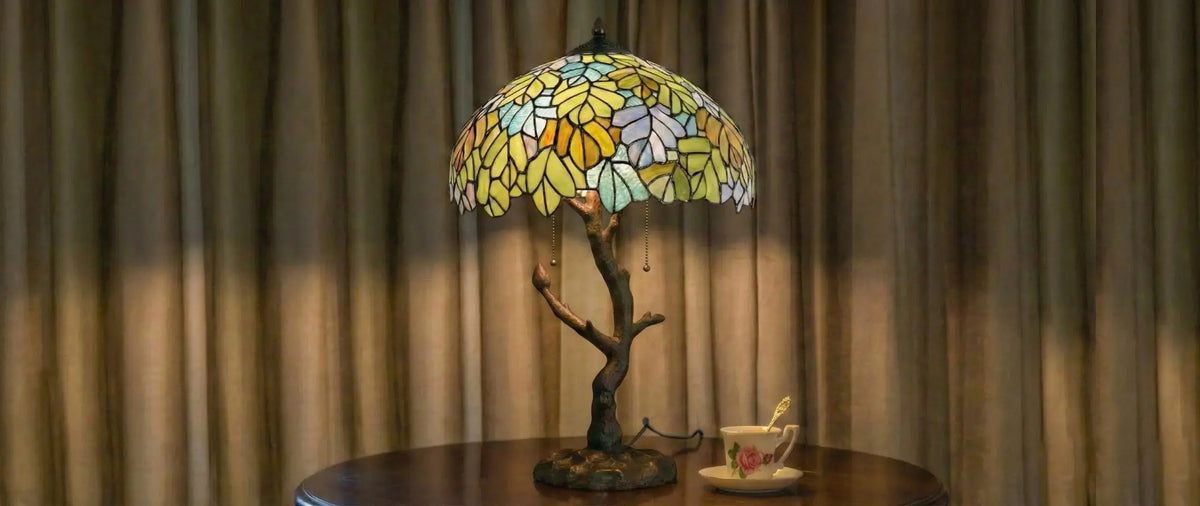 Lampe Tiffany : comment l'associer parfaitement à votre style d'intérieur - Lumière Decor