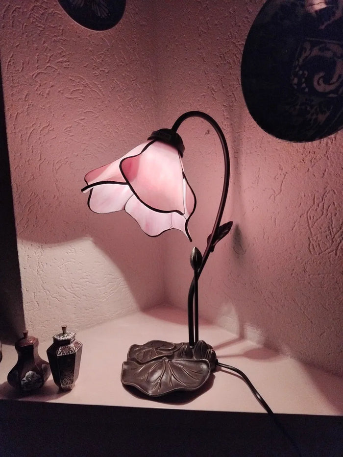P. Zuijderduijn · Lampe de table Lotus Sereno