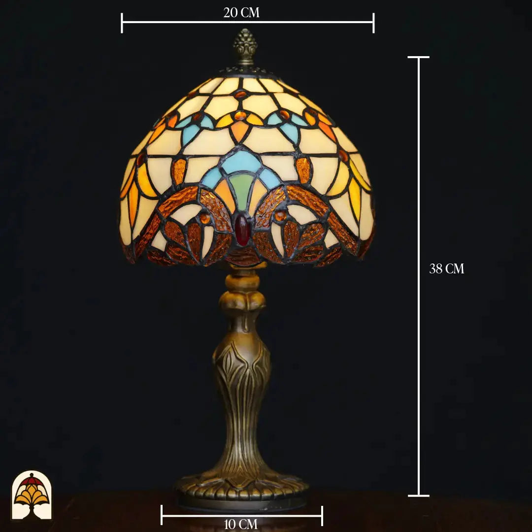 Schéma des dimensions lampe de table Tiffany Baroque : 20 cm de large, 38 cm de haut, pied 10 cm – abat-jour dôme à motif baroque sur pied colonne en bronze Art Nouveau