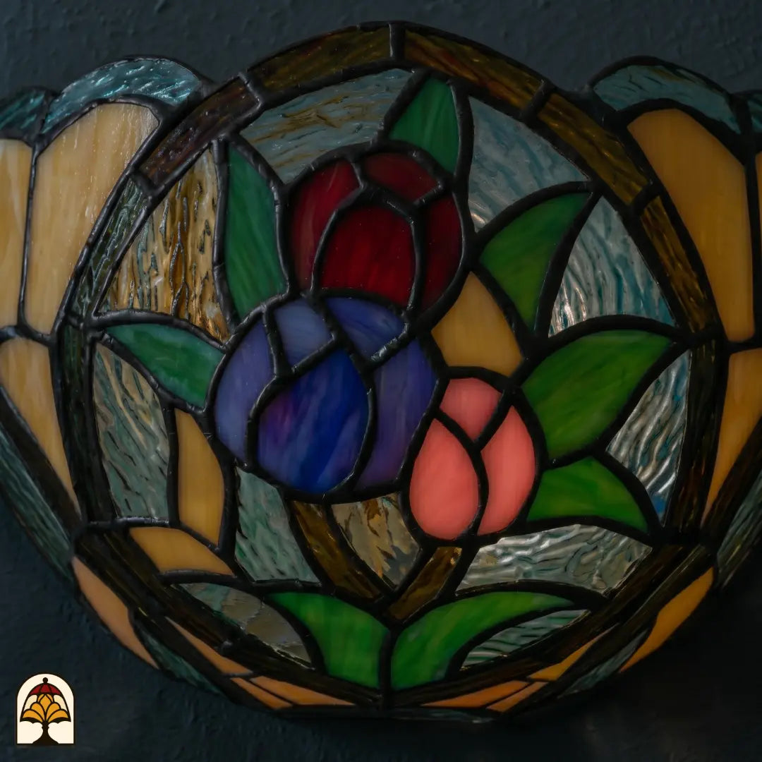 Tiffany wandlamp Tulipa Tricolore onverlicht – daglichtkleuren rood, paars en geel